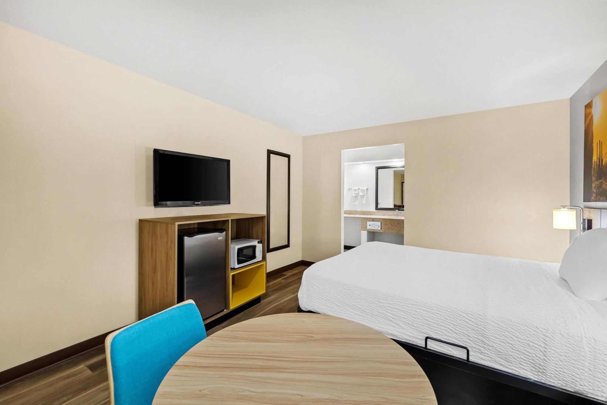 Days Inn By Wyndham Tucson Airport Drexel Heights Экстерьер фото